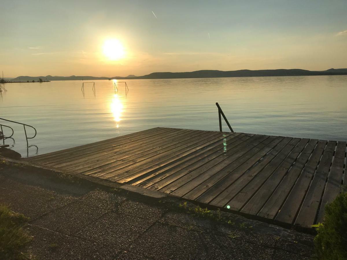Sunny Private Beach Balatonlelle Zewnętrze zdjęcie
